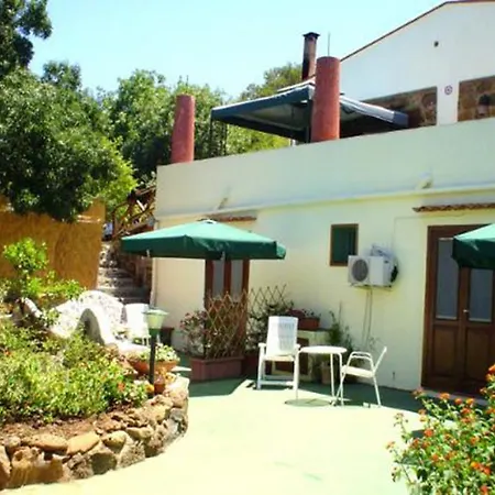 Alojamento de Acomodação e Pequeno-almoço Casa Terranova Isola di Ustica