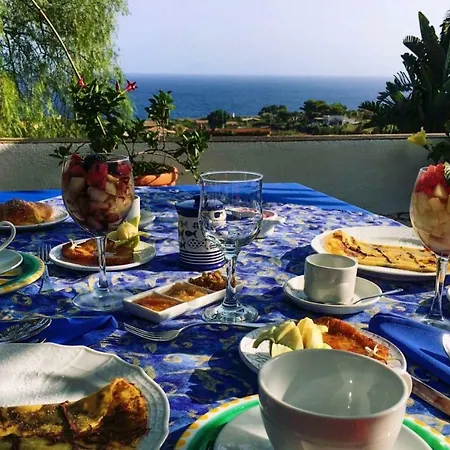 Casa Terranova Couette-café Isola di Ustica